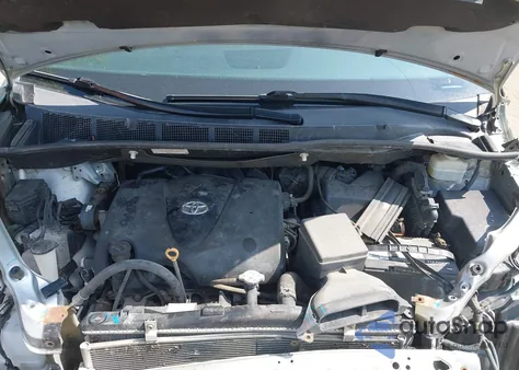 2019 Toyota Sienna L 7 Passenger from USA, damaged, VIN 5TDZZ3DC3KS982979